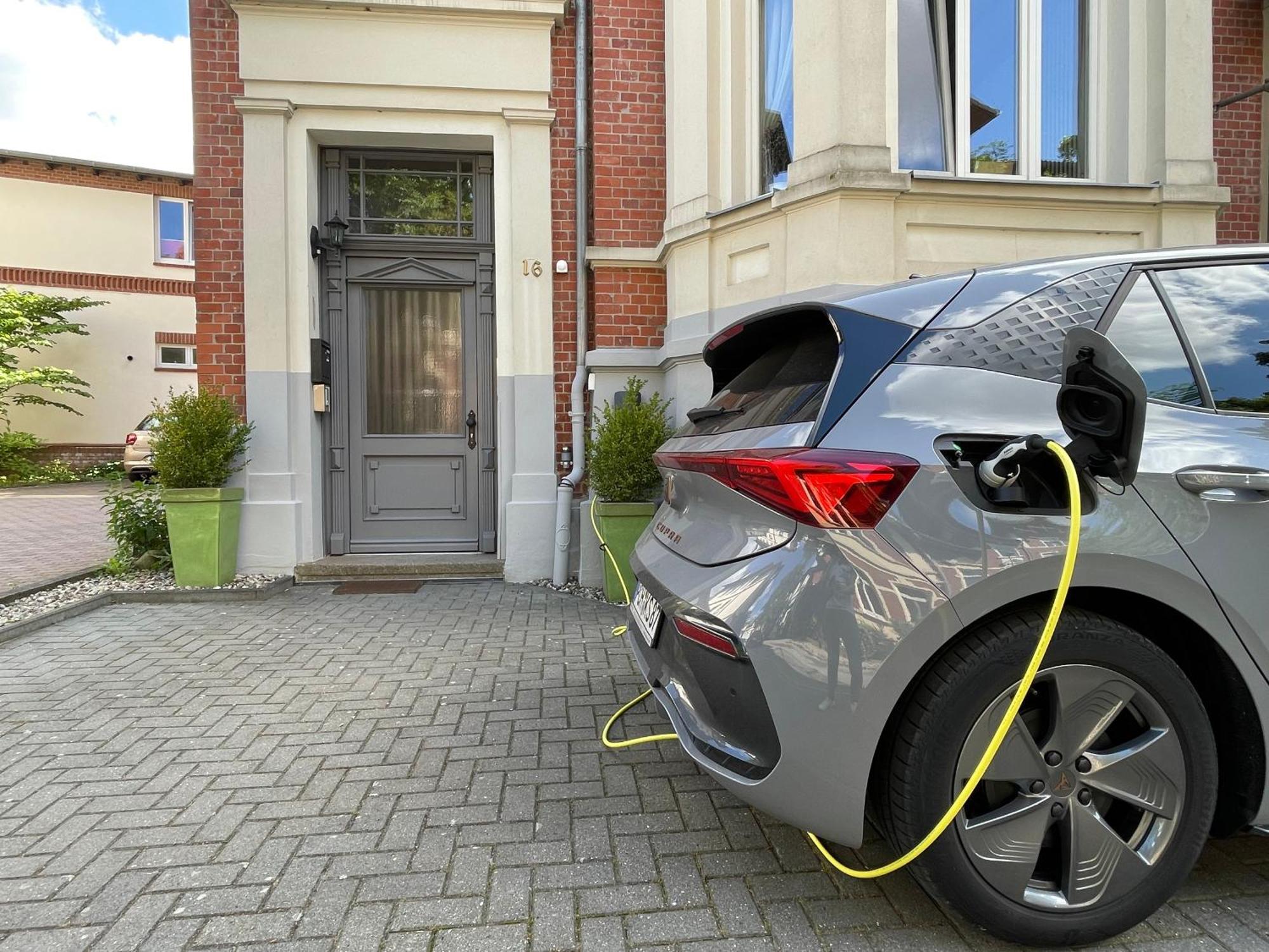 Zuarin Gewölbekeller: Schlossgartenblick Mit E-ladestation *